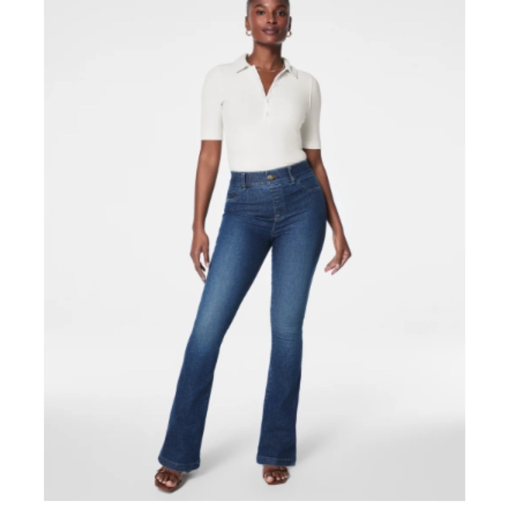 Spanx Shape EveryWear Flare Jeans (Authentic Blue) in 1X TALL NWT